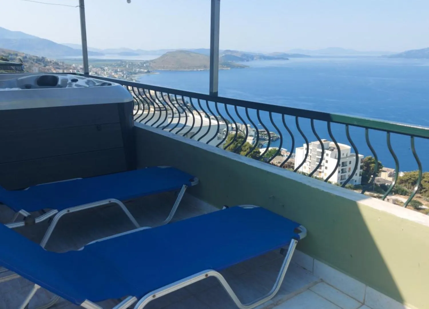 Villa Luiziana Sarandë 0*,  Albanien